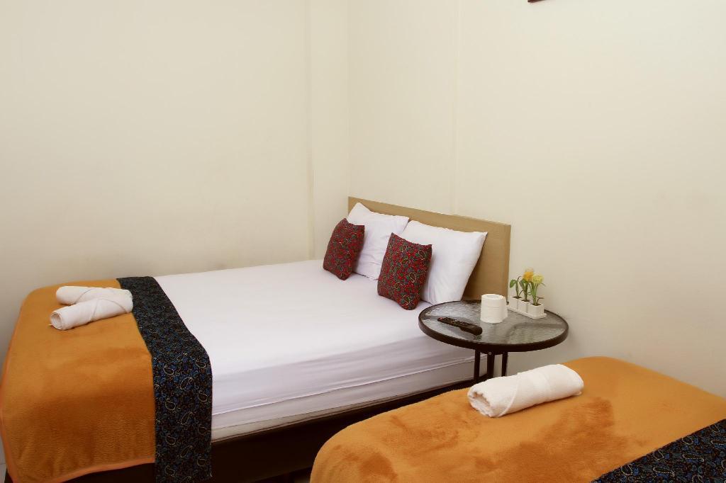 Hotel Bantal Guling Alun Alun Bandung Exteriér fotografie