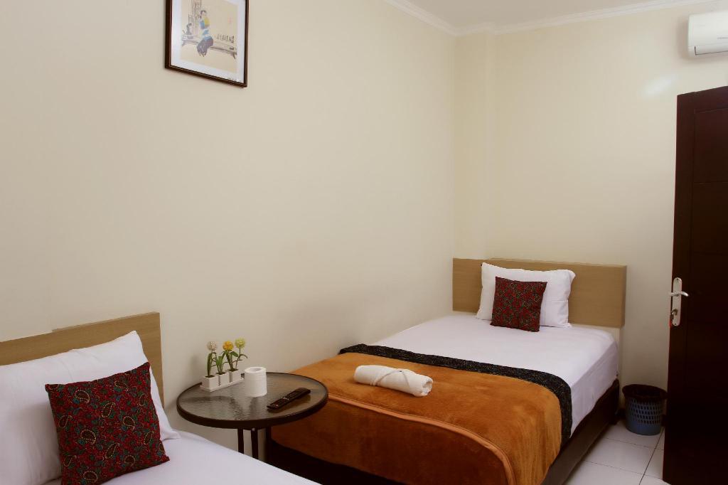 Hotel Bantal Guling Alun Alun Bandung Exteriér fotografie
